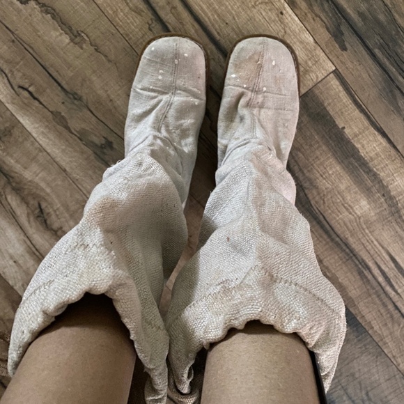 BOOGIE Ivory Linen Tall Scrunch Boot with Suede Accents Size 8 - Picture 6 of 14